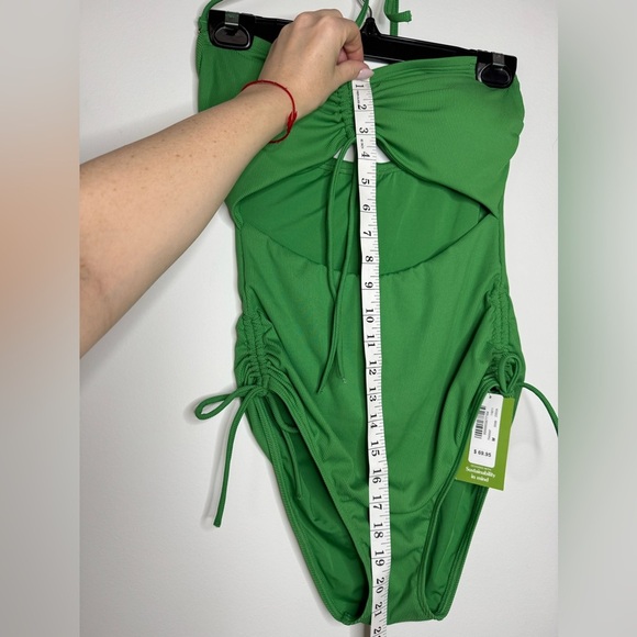 La Vie en Rose Emerald Green Swimsuit – Size Medium – NWT - Picture 12 of 13